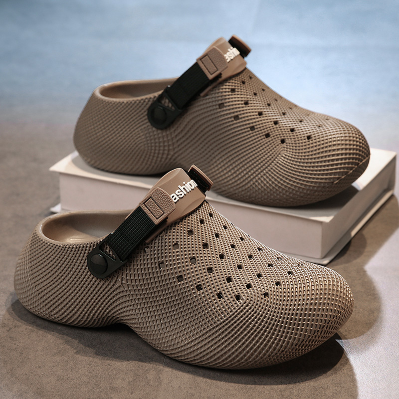 Men Shoes Runners - 新しいEVAメンズサンダル、カップル用ソフト中空ガーデンシューズ、女性用デザイナーホールスリッパ、スニーカー、ビーチウォーターシューズ、スリップオンフォームランナー