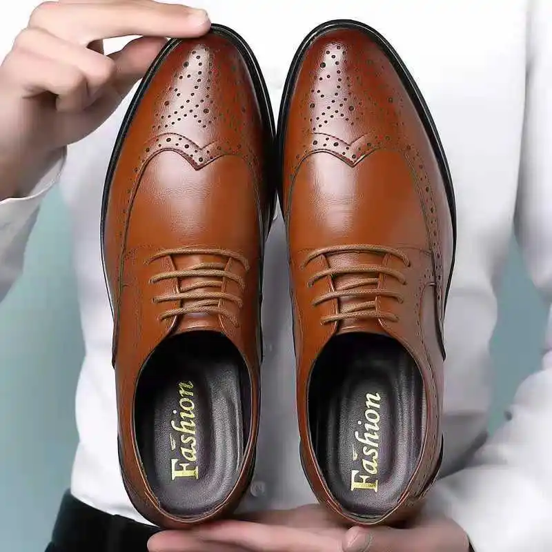 男性用の通気性のある先のとがったつま先の靴,フォーマルな社交 - Men Shoes Official のレビューと価格