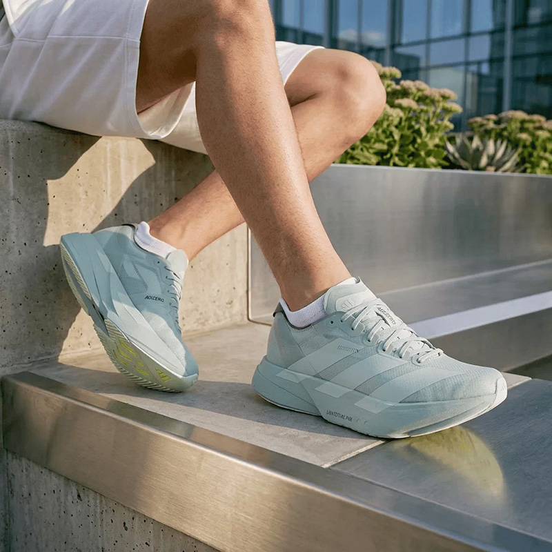 アディダス メンズ スポーツシューズ - 春の新コレクション - Men'S Shoes Half Cut のレビューと価格