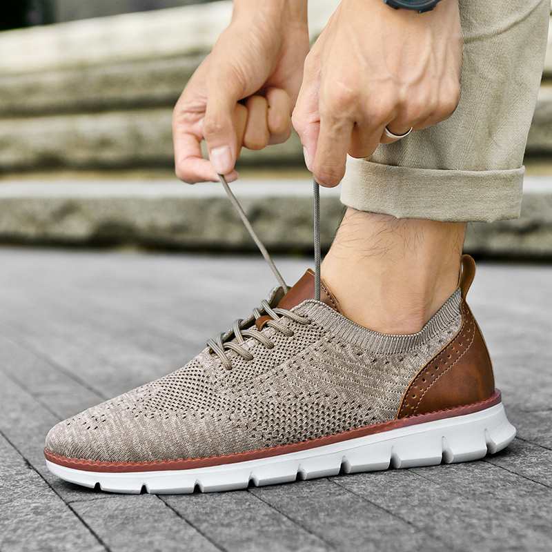 男性カジュアルシューズクラシック通気性ブローグフラットシュー - Men'S Shoes Dress Casual のレビューと価格