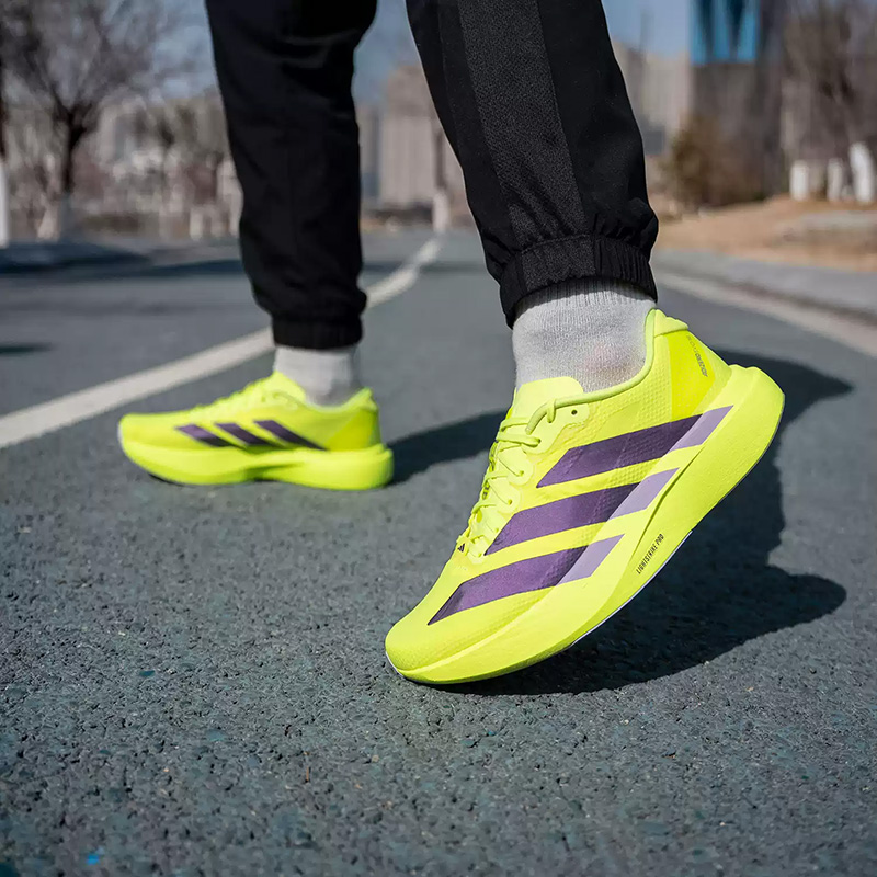 アディダス メンズ EVO SL モデル レーシング マラソ - Men'S Shoes Half Cut のレビューと価格