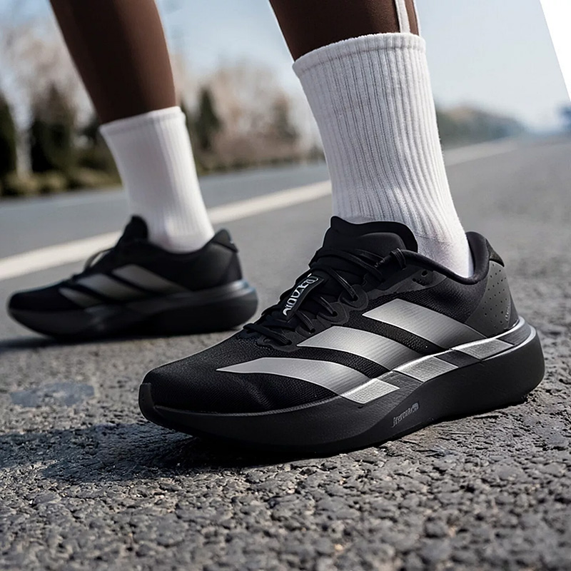 アディダス メンズ マラソン ランニングシューズ、スピードラ - Men'S Shoes Half Cut のレビューと価格